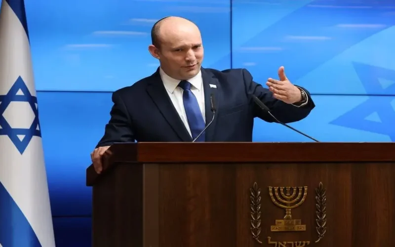 عملية الأخطبوط: قراصنة إيرانيون يدعون اختراق هاتف رئيس وزراء إسرائيلي سابق